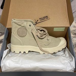 Brand New Unworn Palladium Sneaker